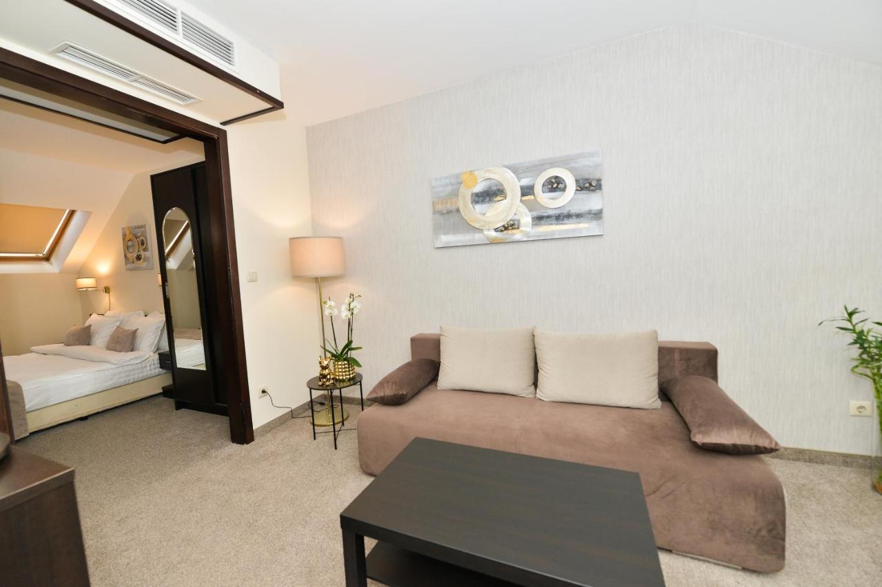 Art Plaza Hotel Софія Екстер'єр фото