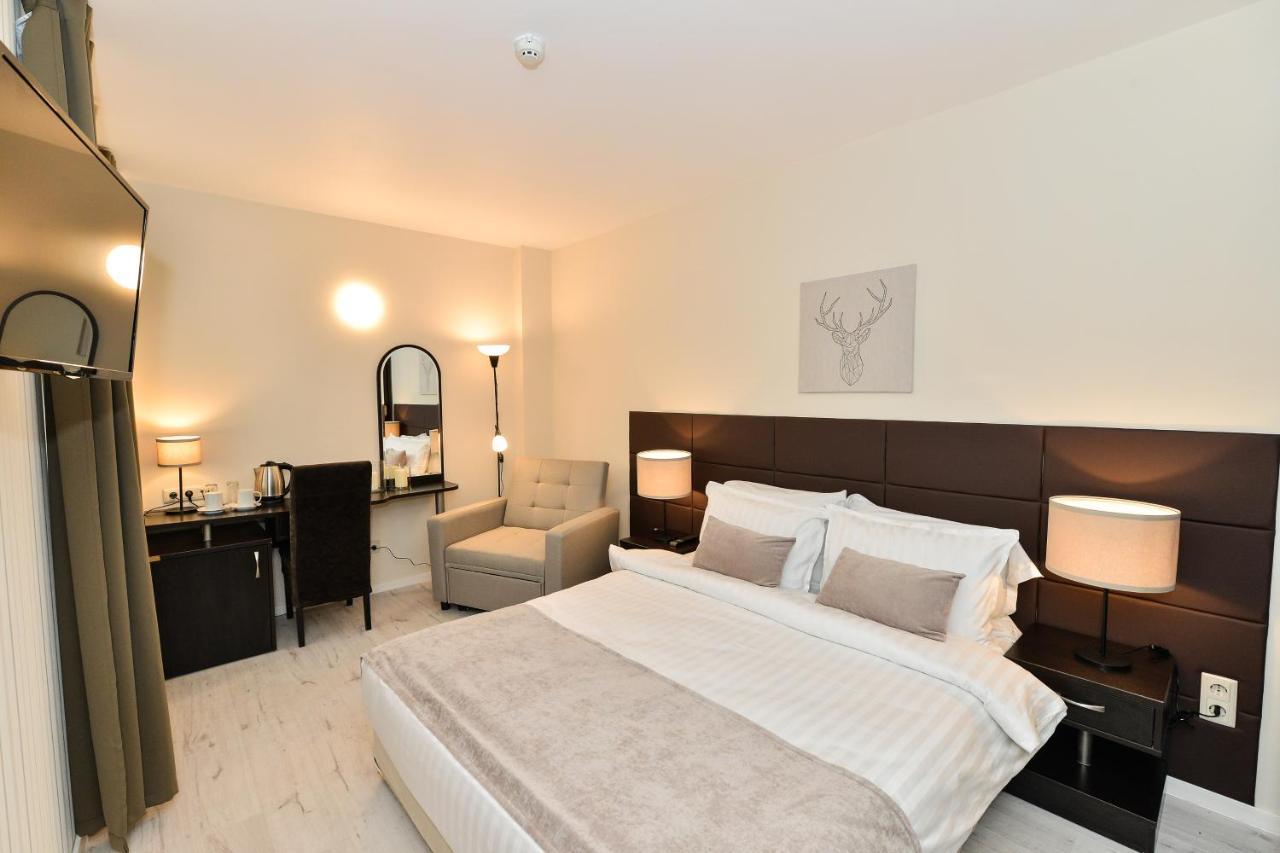 Art Plaza Hotel Софія Екстер'єр фото