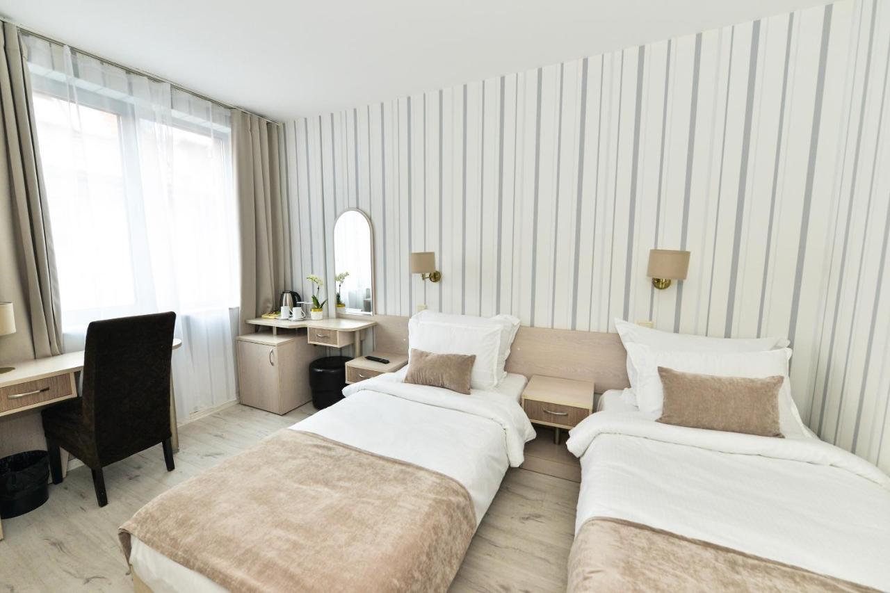 Art Plaza Hotel Софія Екстер'єр фото